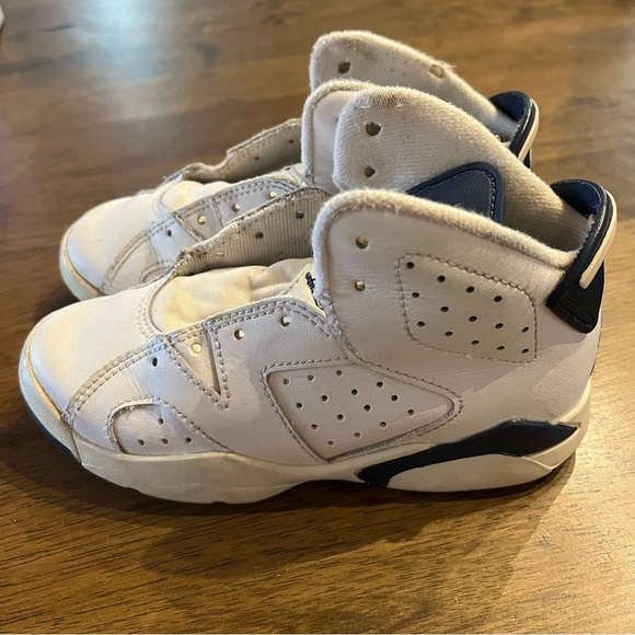 Jordan 6 Retro Midnight Navy (2022) (PS) used condition, missing laces - Picture 1 of 5